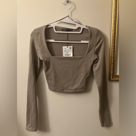 (US S) BNWT Zara long-sleeved cropped top - Picture 1 of 5